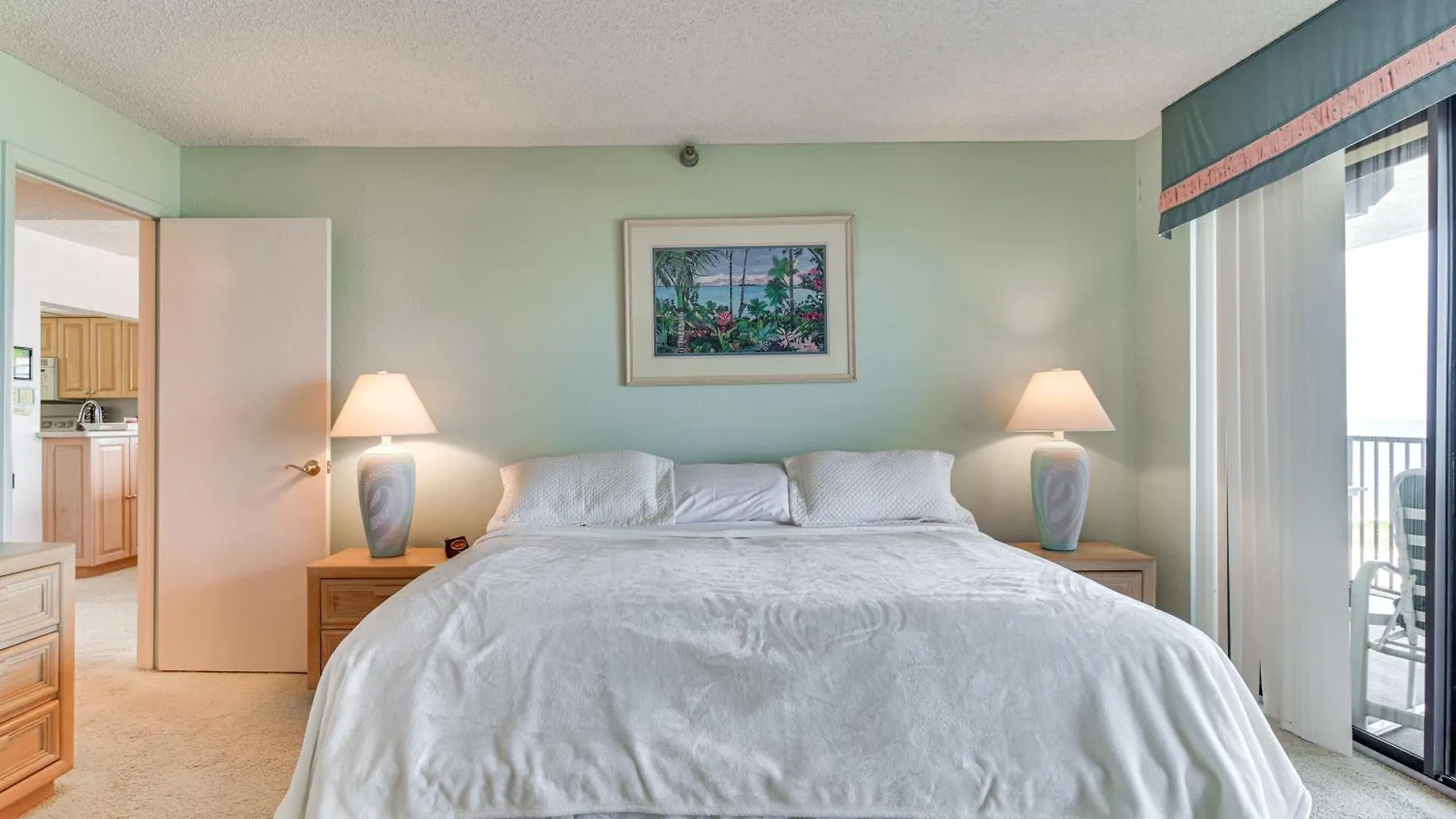 Beachfront Clearwater Condo With Pool And Hot Tub Clearwater Beach United States