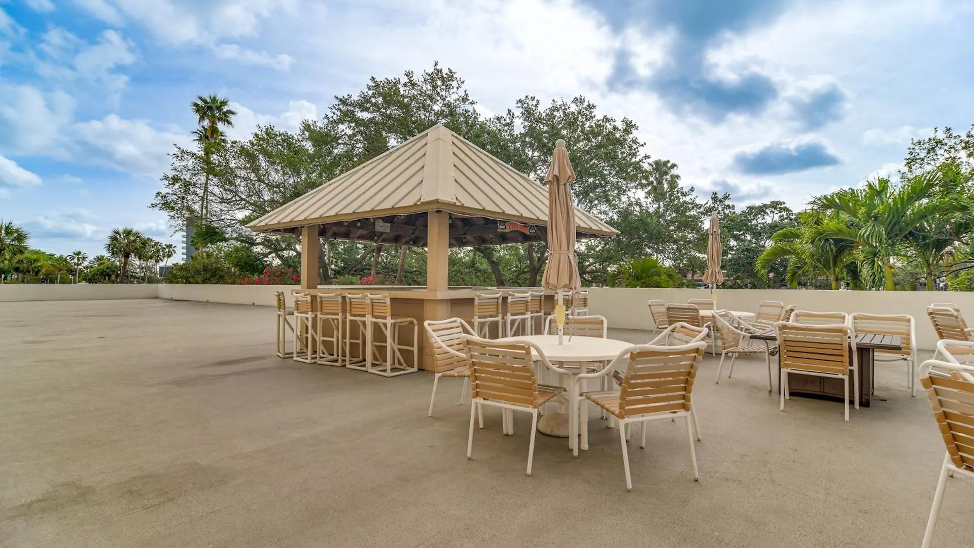 Apartment Beachfront Clearwater Condo With Pool And Hot Tub Clearwater Beach United States
